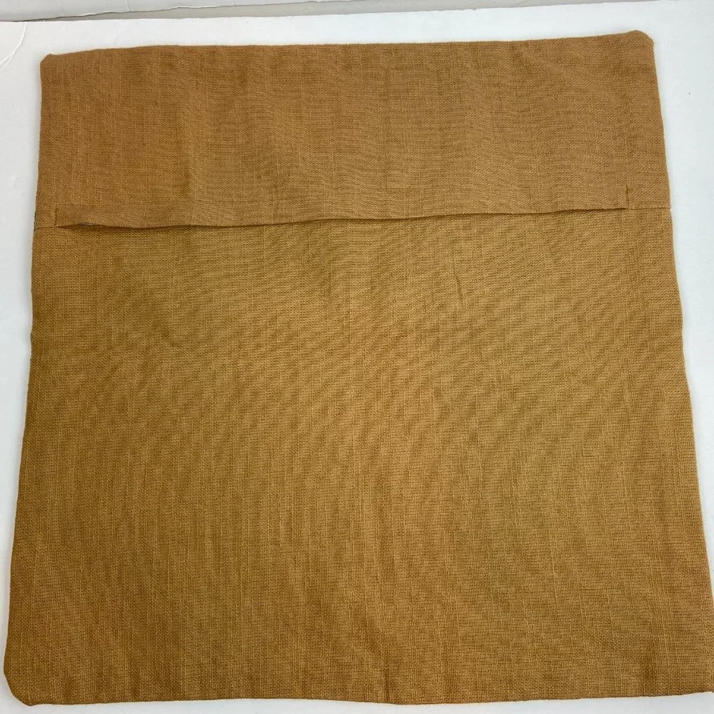 NWOT Gold  Pillow case Zipper 18